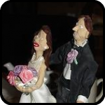 Handmade Cake Toppers That Look Nothing Like The Bride or Groom Handmade Cake Toppers That Look Nothing Like The Bride or Groom